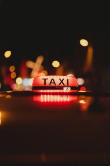 Taxi Bergua applique une remise privilège à tous les adhérents et leurs salariés.